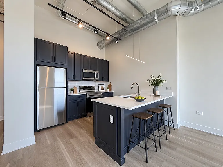 3801 W 26th St #304 — Photo 3