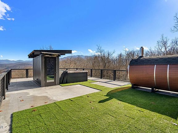 4th image of 1211 Big Oak Ct