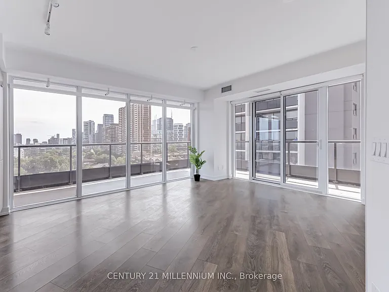 159 Wellesley St E #708 — Photo 28