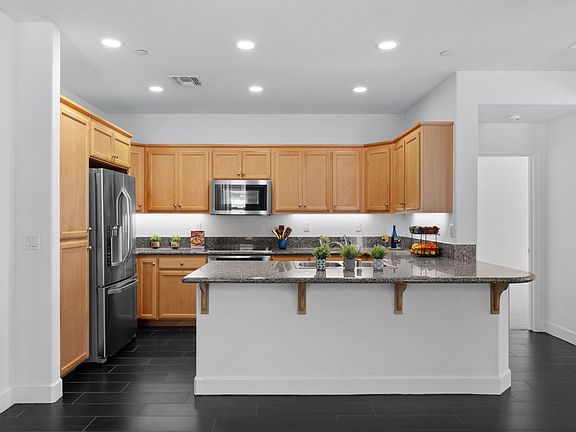 4th image of 157 Alpine Drive