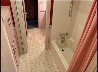 195 Woodland Way Rd, Cross Hill, SC 29332