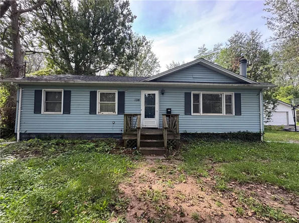 128 Lyman St, Brockport, NY 14420