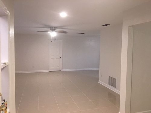 4th image of 35 Black Bear Ln