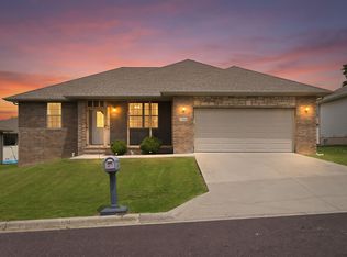 400 Penzance St, Monett, MO 65708