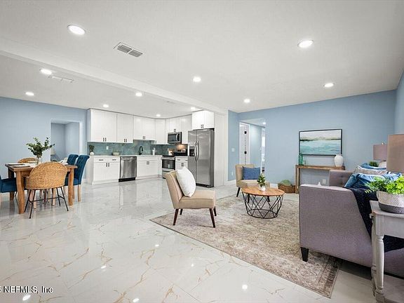 5th image of 4707 REDSTONE Drive