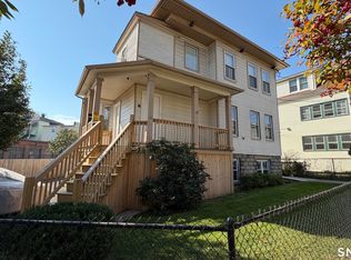 55 Hansen Ave, Bridgeport, CT 06605