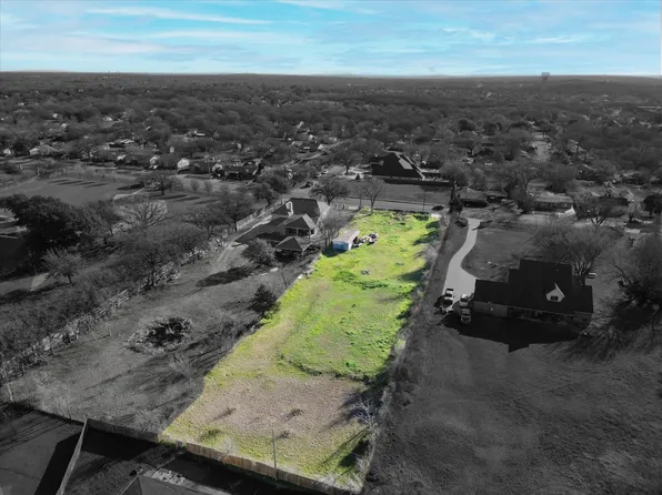 6935 Smithfield Rd, Fort Worth, TX 76182