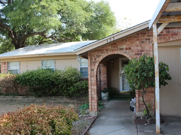 333 Shoreline Dr, Azle, TX 76020