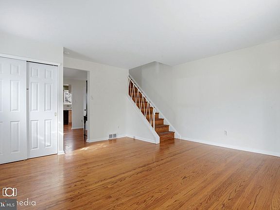 4th image of 516 Norma Ln