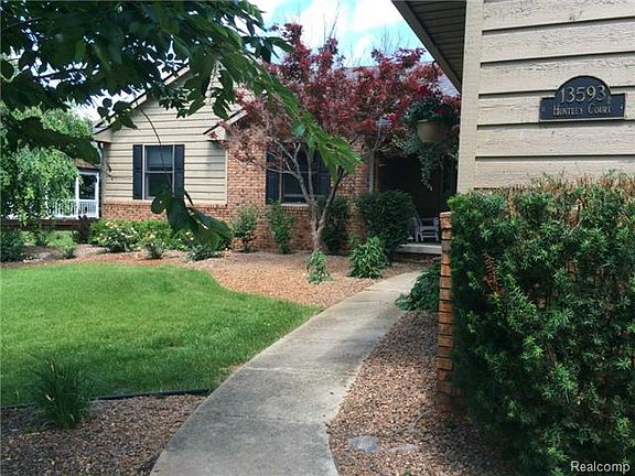 4th image of 13593 Huntley Ct
