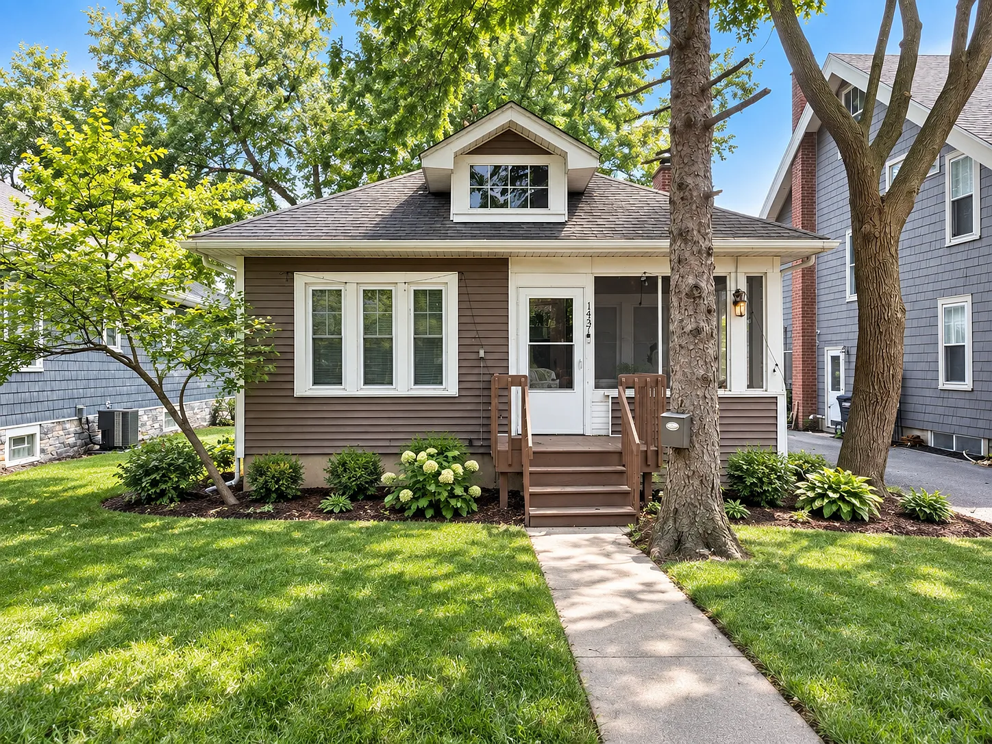 1437 East Park Pl - 1 — Photo 1