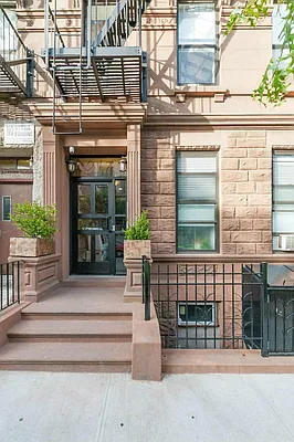 Rented by Keller Williams NYC | media 17