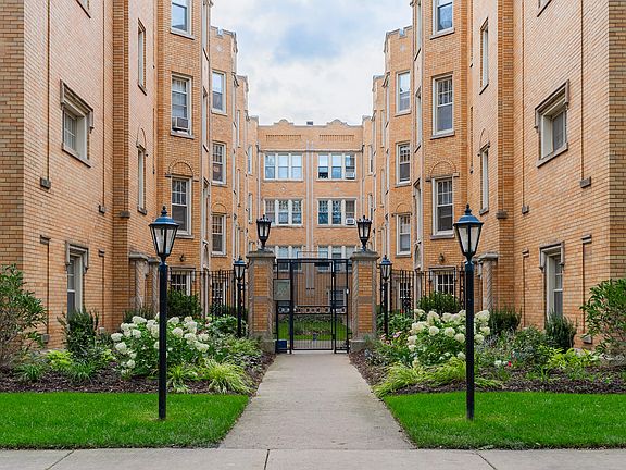2nd image of 4328 N Hermitage Ave #4330-W2