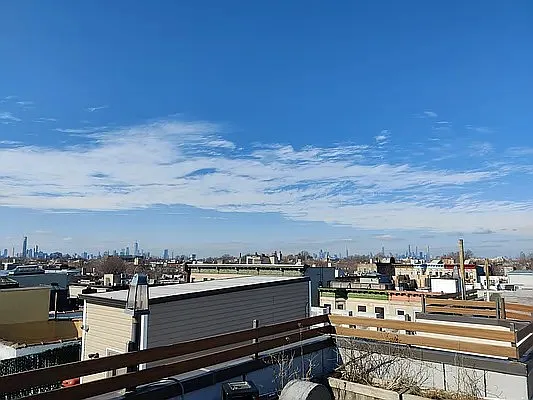 Rented by Signature Property Realty | media 32