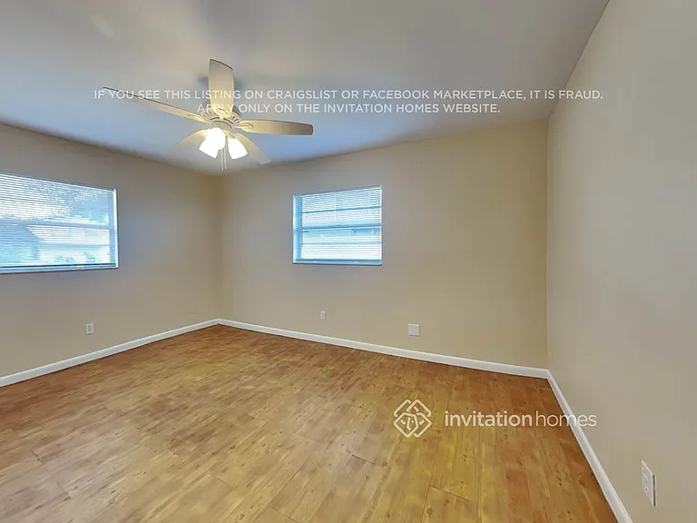 8303 W Hiawatha St — Photo 9