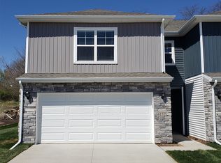 4152 Glenview St, Waukee, IA 50263