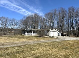 194 Nutt Rd, Grove City, PA 16127