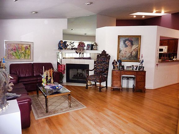 3rd image of 7317 Meadowridge Cir #1
