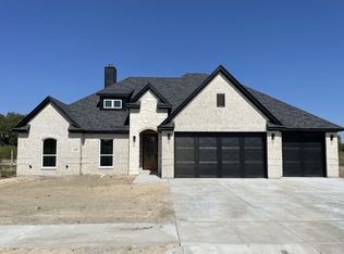 462 Creekside Dr, Haslet, TX 76052