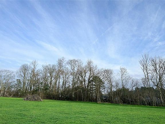2nd image of 44080 Mary Singletary Rd