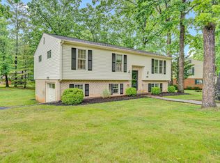 2749 White Pelican Ln, Roanoke, VA 24018