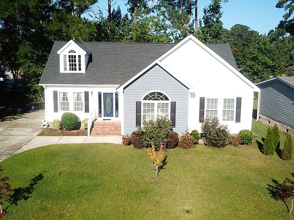 3rd image of 894 Palmer Drive