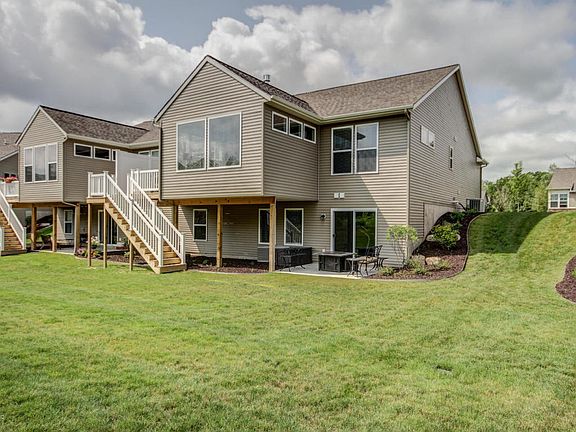 4th image of 7922 Black Cherry Way SE
