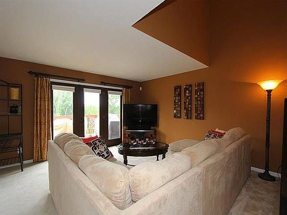 5th image of 2929 Parkwalk Dr
