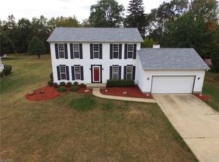 1704 Cedar Chase Dr, Akron, OH 44312