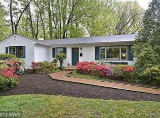 3523 Devon Dr, Falls Church, VA 22042