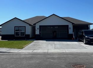 8410 Ashen Dr, Pasco, WA