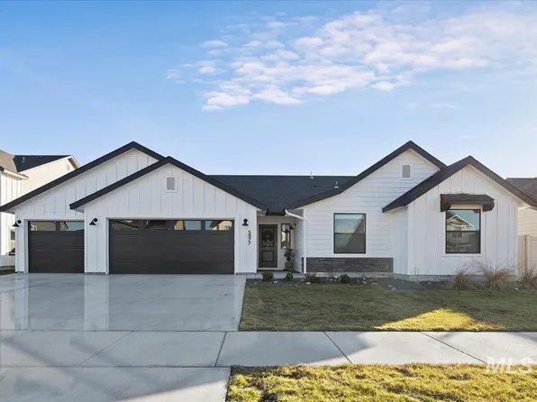 5977 W Aegean Dr, Meridian, ID 83646