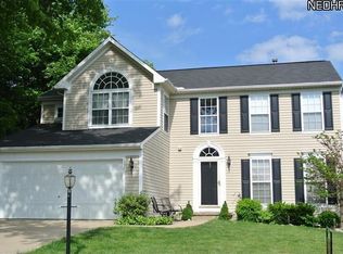 1399 Stonepointe Dr, Wadsworth, OH 44281
