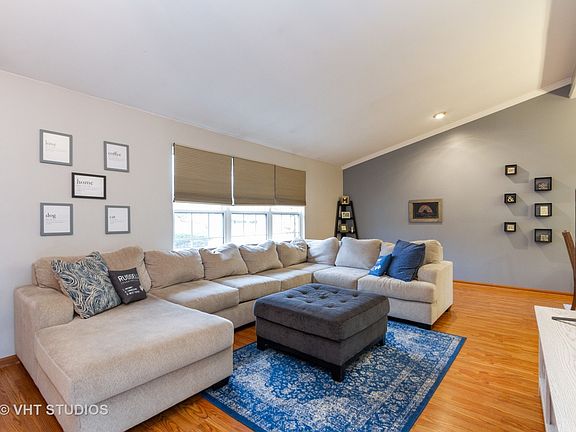 3rd image of 7956 W Wheatfield Dr