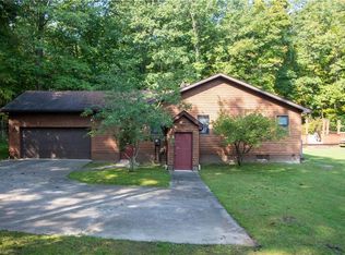 5526 State Route 305, Southington, OH 44470