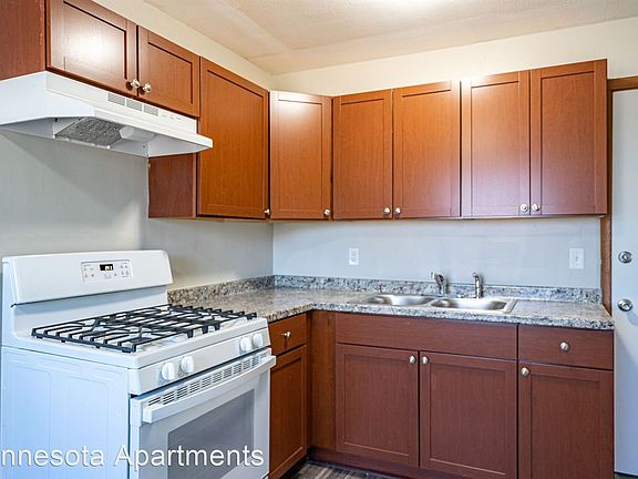 5th image of 4055 Lyndale Ave N #5937183