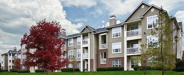 2nd image of 2431 River Oaks Dr