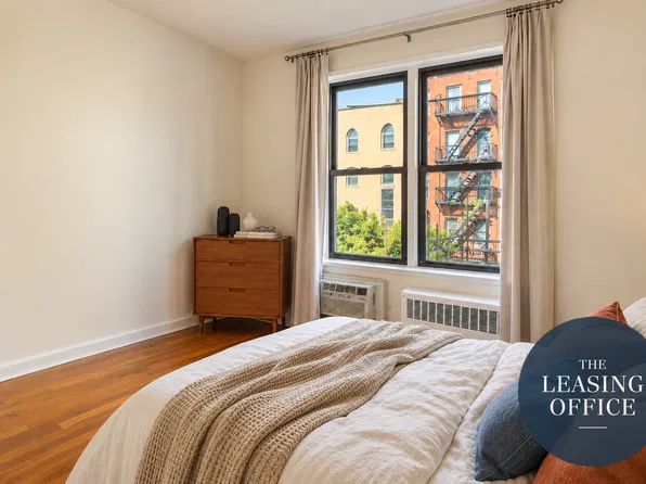 238 East 82nd Street image 1 of 7