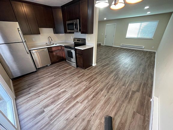 4th image of 1624 Hollenbeck Ave #0