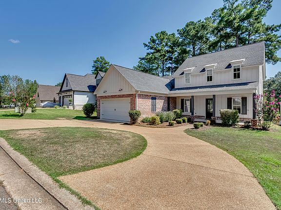 5th image of 150 Pine Ridge Cir
