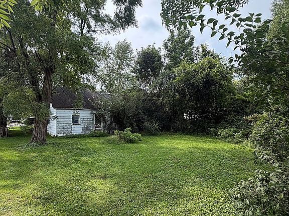 2nd image of 708 N Bennett St
