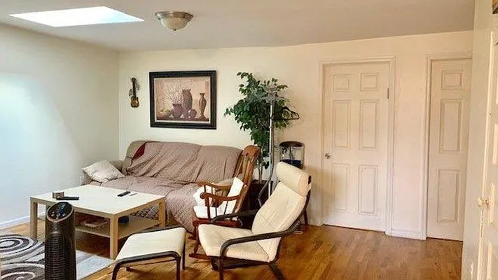 Rented by Nooklyn NYC LLC | media 29
