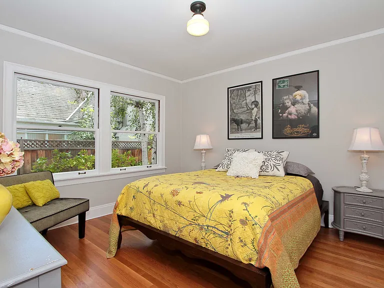 1621 Portola Ave — Photo 7