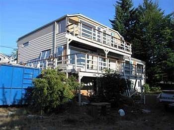 2nd image of 857 Maple St