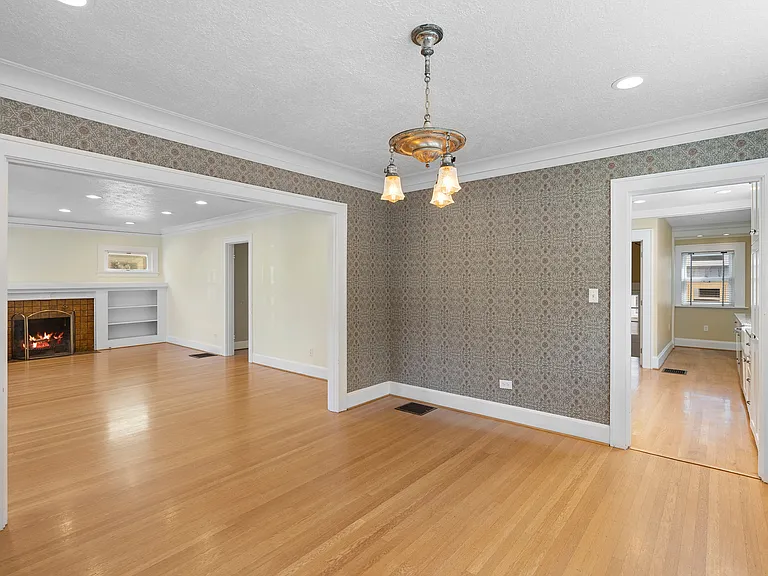 2734 NE 36th Ave #A — Photo 6
