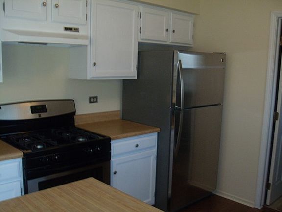 5th image of 1812 Cottington Dr