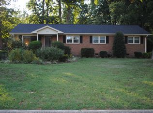 2615 Amherst Ct, Burlington, NC 27215
