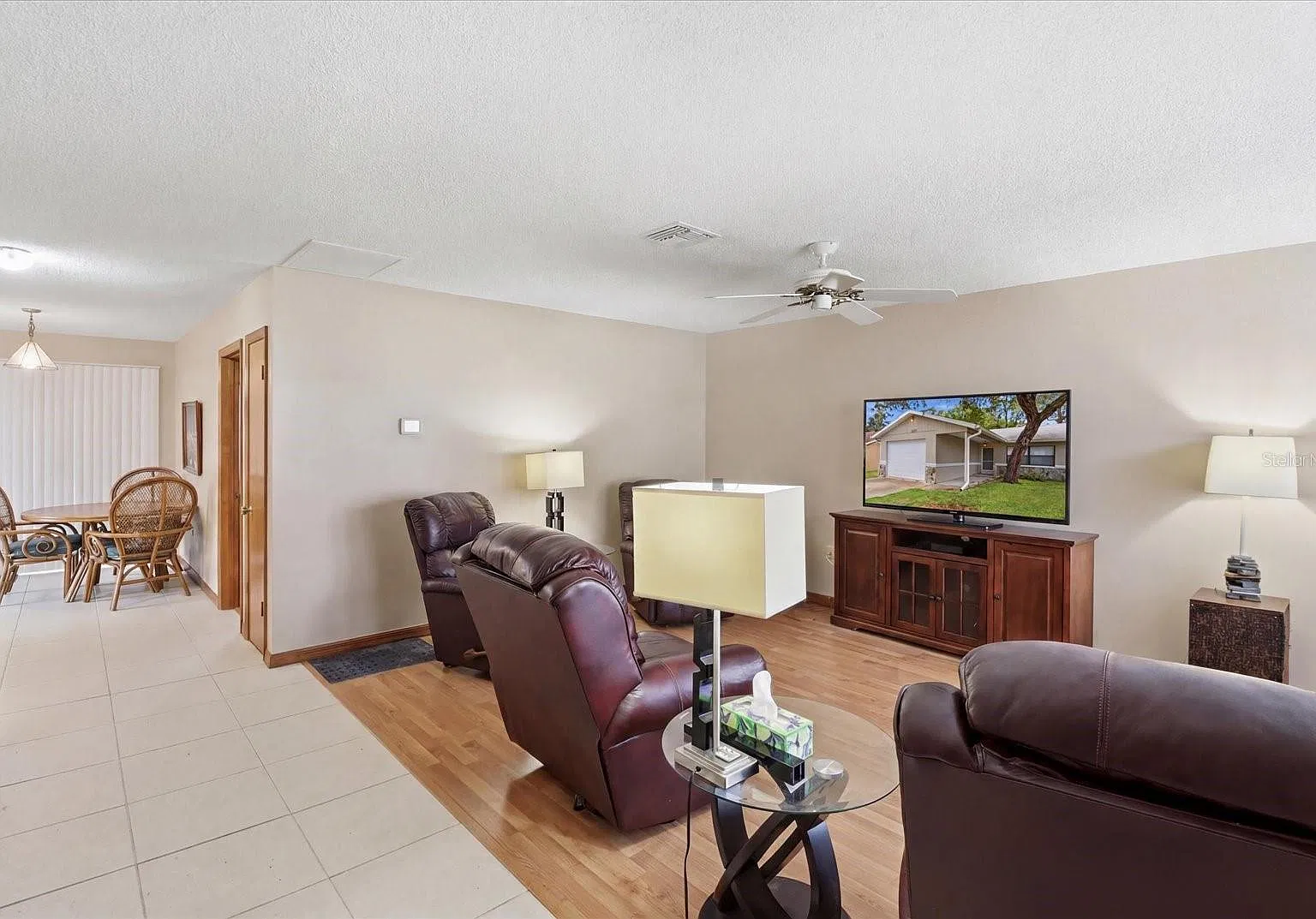 2 bed, 1009 sqft, $1,750 — Photo 2