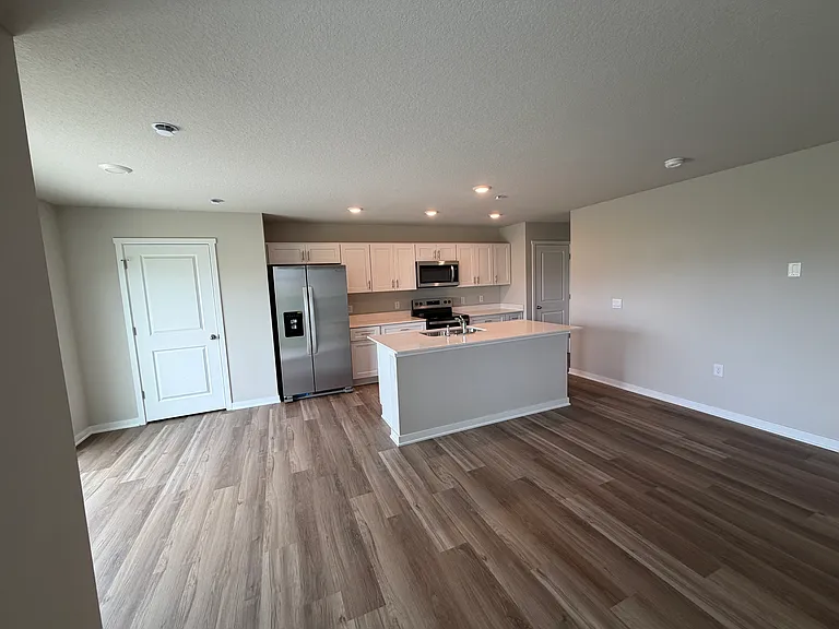 17021 Persimmon Ln — Photo 13