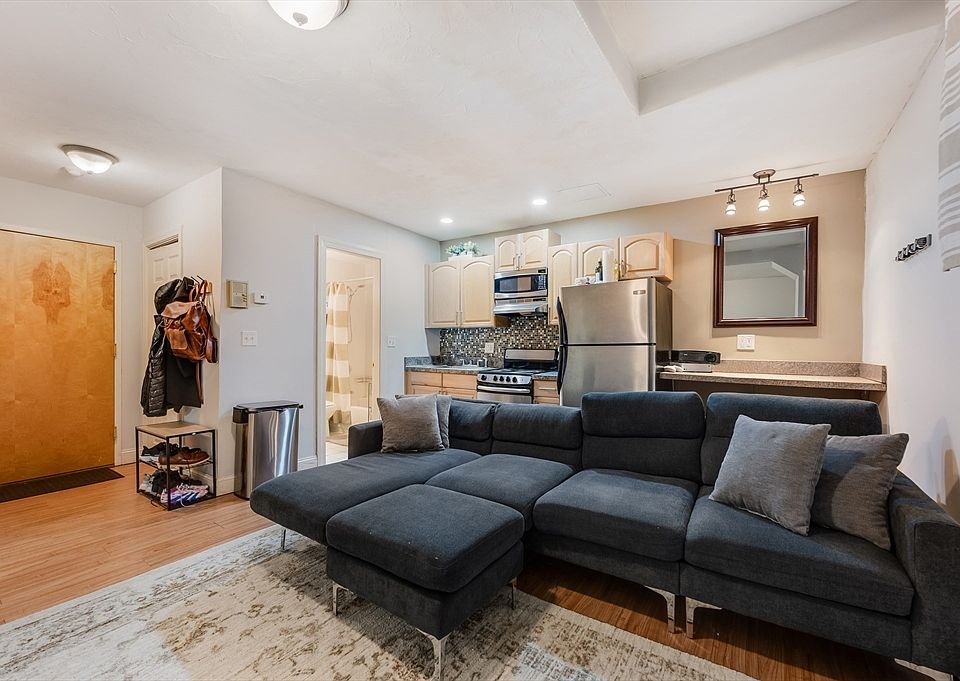 1st image of 21 Aberdeen St APT B